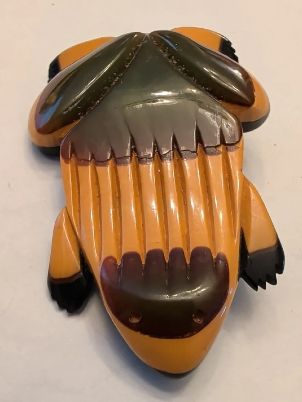 Bakalite Frog Brooch